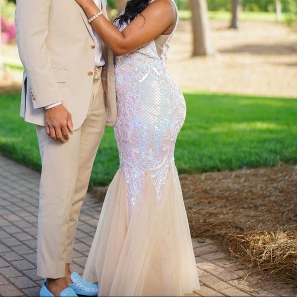 Windsor | Dresses | Iridescent Prom 
